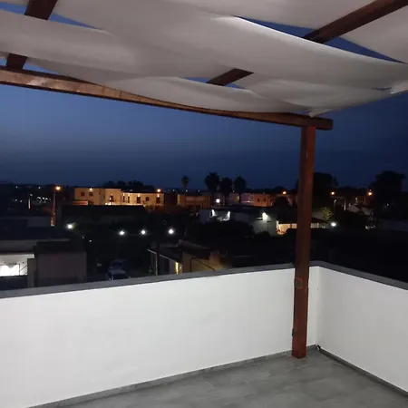 Rooftop Stagnone شقة